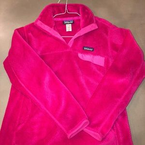 Pink Patagonia pull over